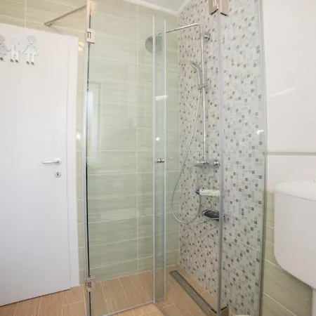 Apartman Maraska Park 자다르